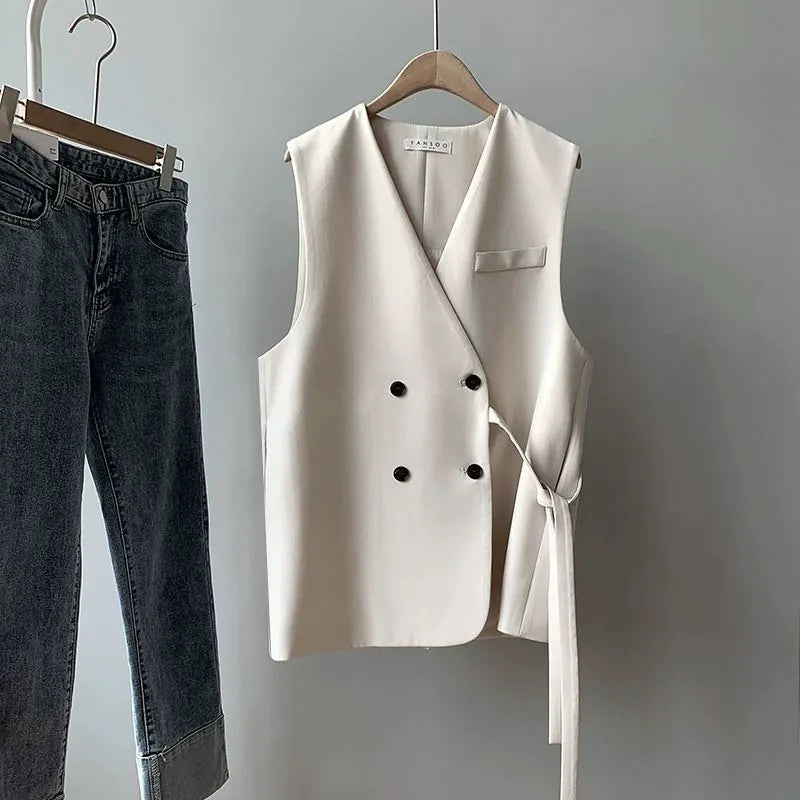 Women’s Suit Vest – Loose Fit – Double-Breasted – Hip Length – Tailored Layering