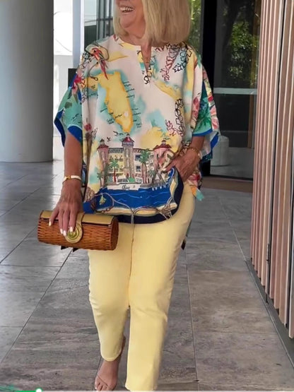 Women's Tunic Blouse - Woven - Relaxed Fit - Batwing Sleeves - Floral Print