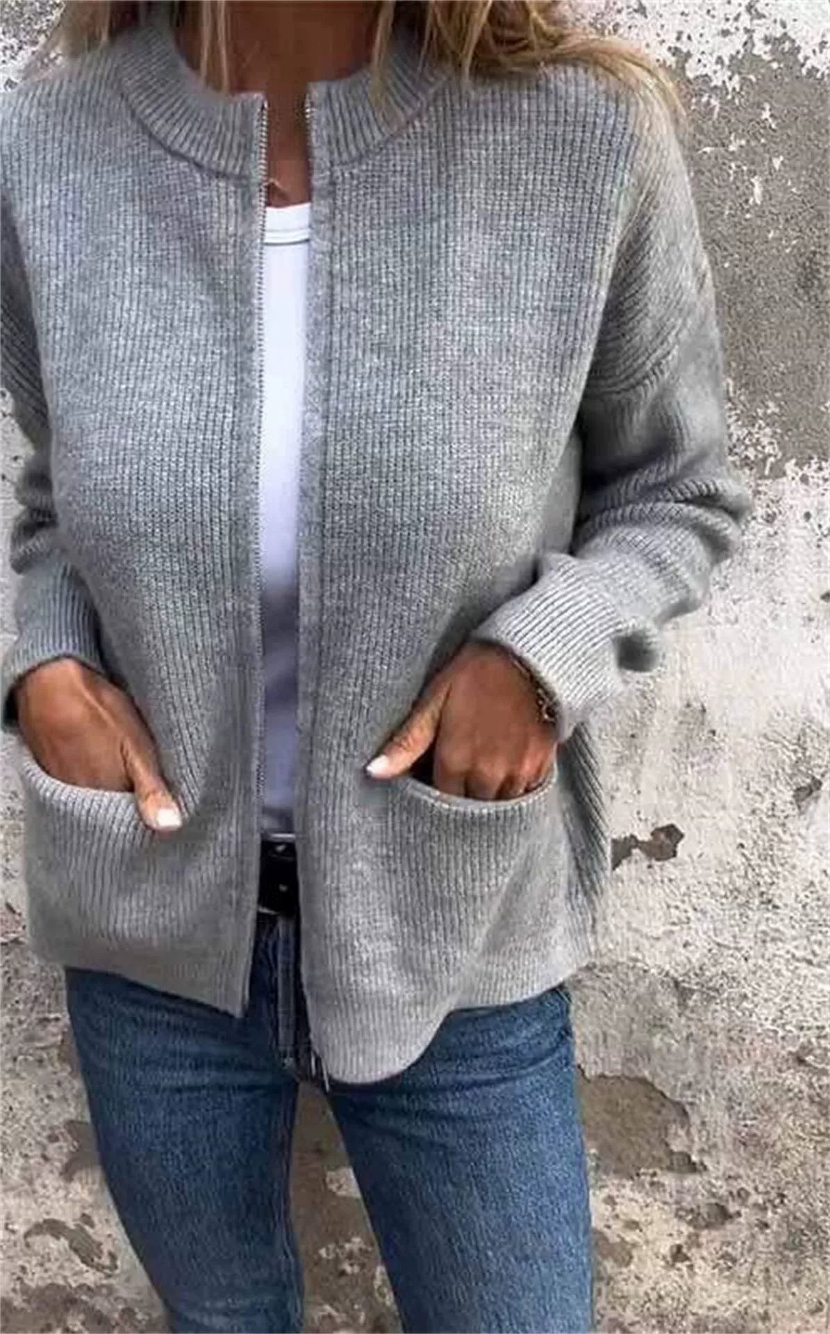 Women’s Jacket – Loose Fit – Ribbed Knit – Stand Collar – Zip Front – Mid Length