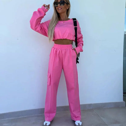 Women’s 2-piece Set – Cropped Sweatshirt – Relaxed Fit – Soft Knit – Casual Loose Pants