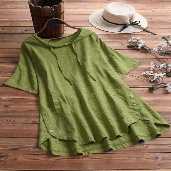 Women’s Tunic Shirt – Relaxed Fit – Plaid Pattern – Hoodie – Rolled Sleeves