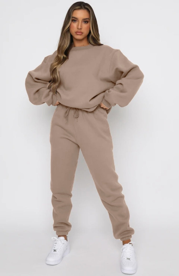 Women’s Sports Suit Set – Cotton Blend – Relaxed Fit – Long Sleeve – Full Length