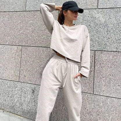Women’s Athleisure Set – Relaxed Fit Cropped Top – Elastic Waist Pants – Cotton Blend