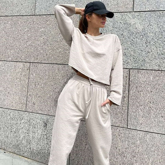 Women’s Athleisure Set – Relaxed Fit Cropped Top – Elastic Waist Pants – Cotton Blend