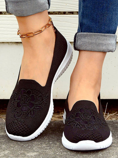 Women’s Slip-On Sneakers – Breathable Knit – Floral Embroidery – Casual Fit