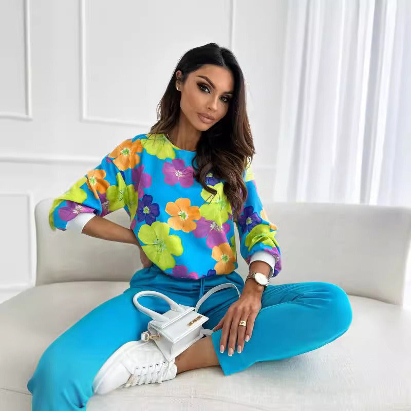Women’s Long Sleeve Top – Relaxed Fit – Cotton Blend – Abstract Print – Round Neck