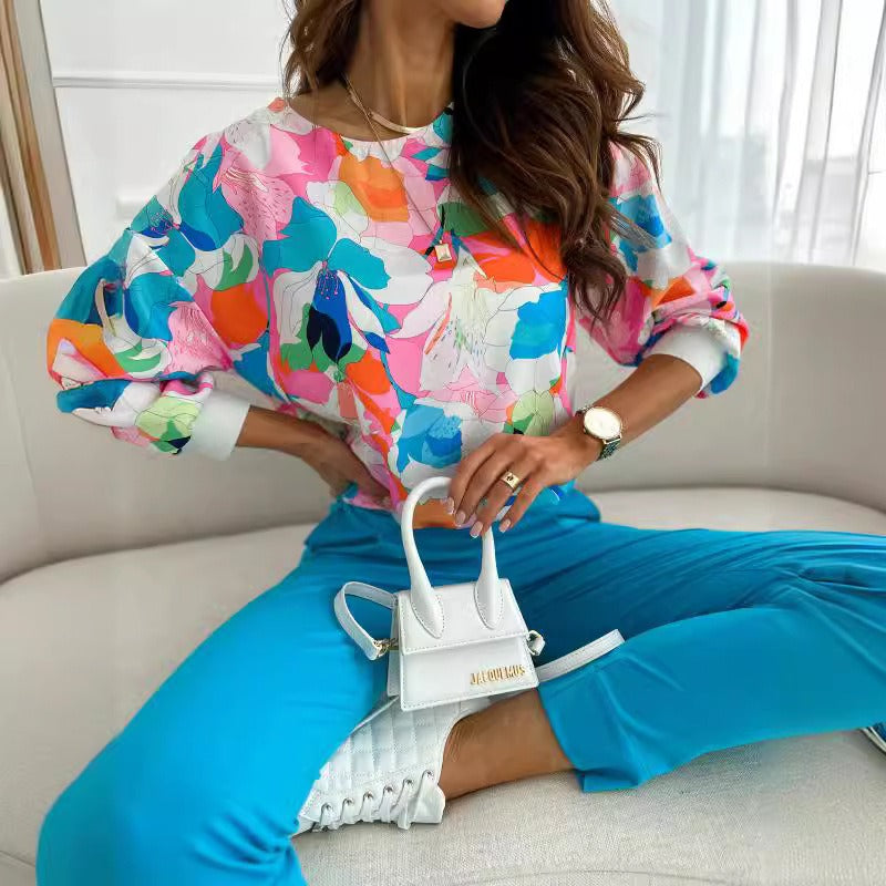 Women’s Long Sleeve Top – Relaxed Fit – Cotton Blend – Abstract Print – Round Neck