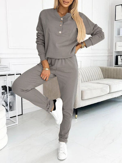 Women’s Sports Suit Set – Cotton Blend – Relaxed Fit – Long Sleeve – Full Length