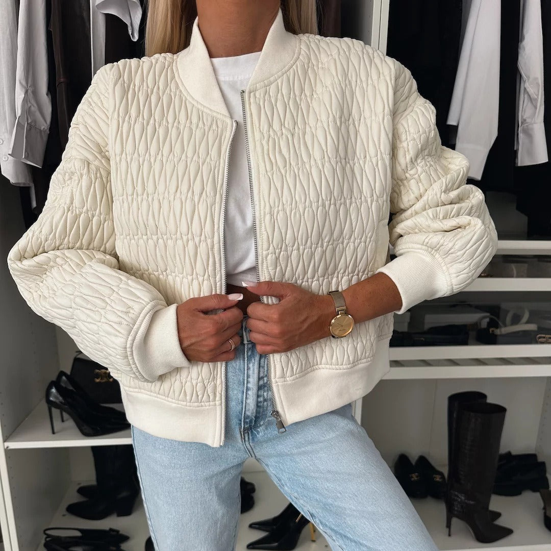 Women’s Quilted Jacket – Cropped Fit – Ribbed Cuffs – Zip Front – Casual Style