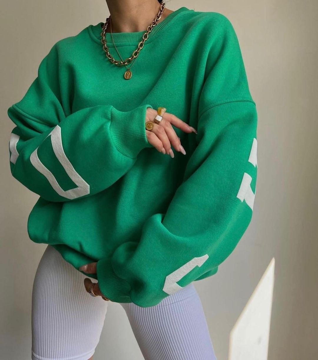 Women’s Sweatshirt – Oversized Fit – Cotton Blend – Graphic Sleeve – Crew Neck