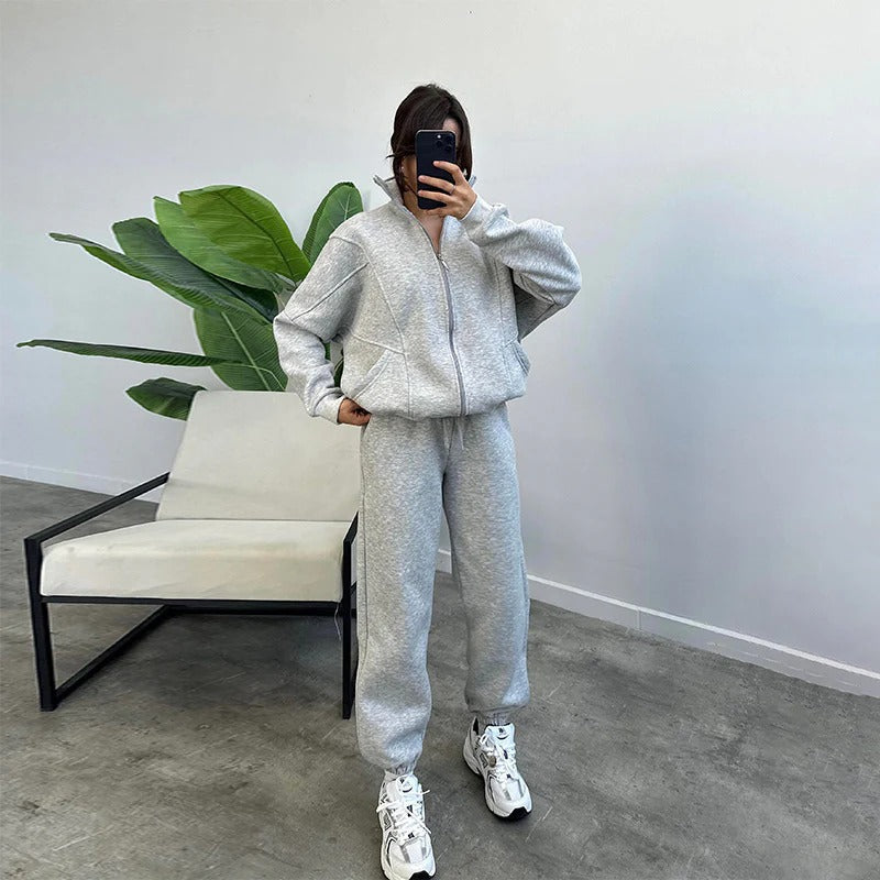 Women’s Two-Piece Set – Cotton Blend – Relaxed Fit – Stand Collar Zip Sweatshirt & Joggers