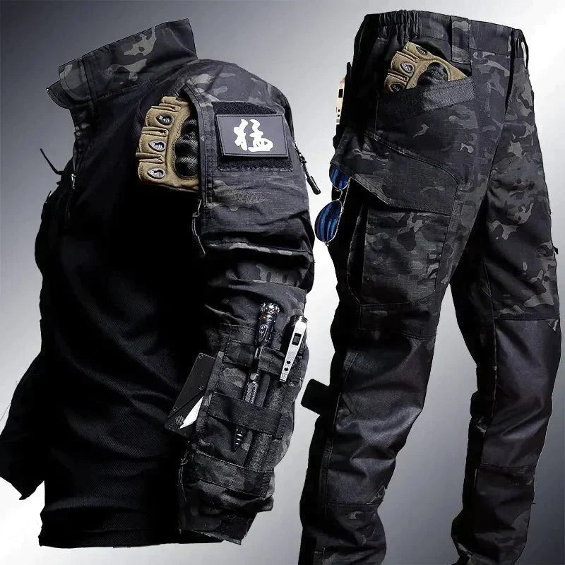 Men’s Tactical Set – Slim Fit Top with High Neck – Durable Cargo Pants with Pockets