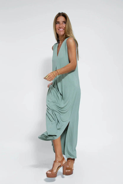 Women's Maxi Dress - Sleeveless A-Line - Lightweight Flowy V-Neck Elegant Fit