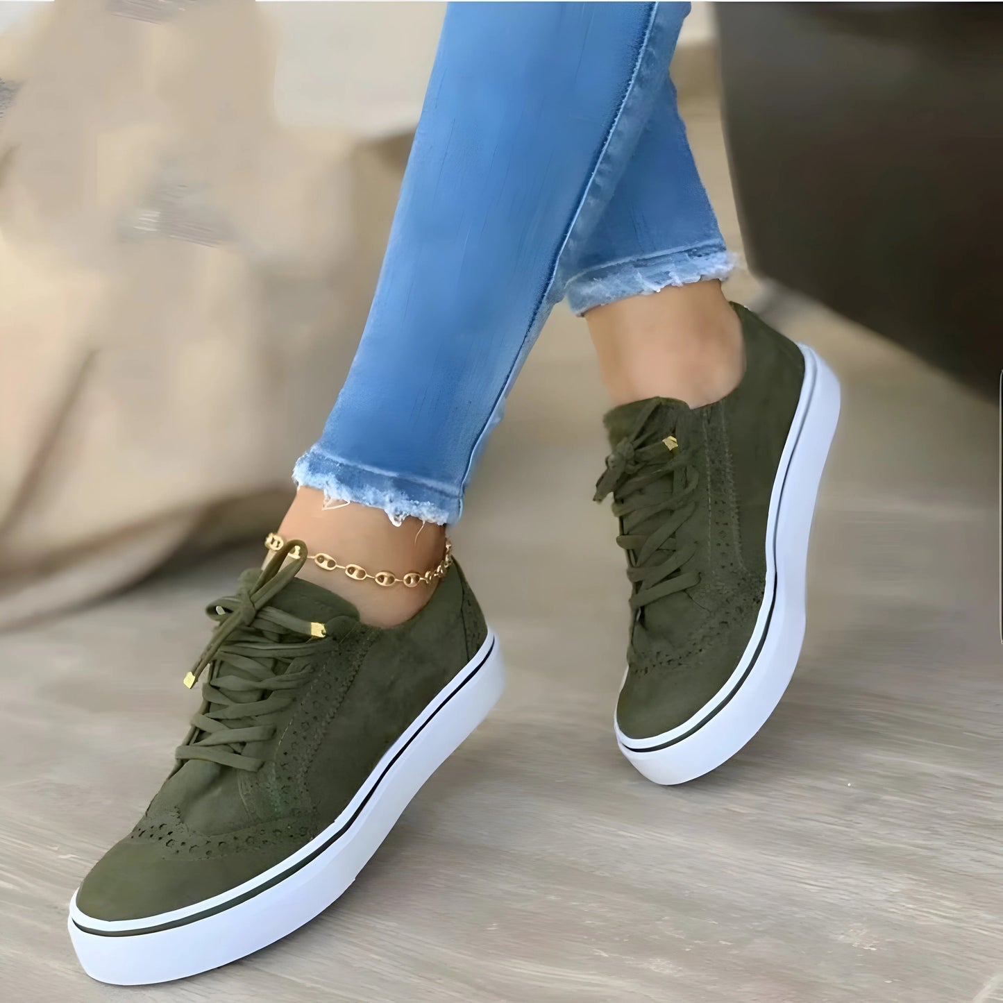 Women’s Sneakers – Supportive Fit – Mesh Upper – Lace-Up Low Top Casual