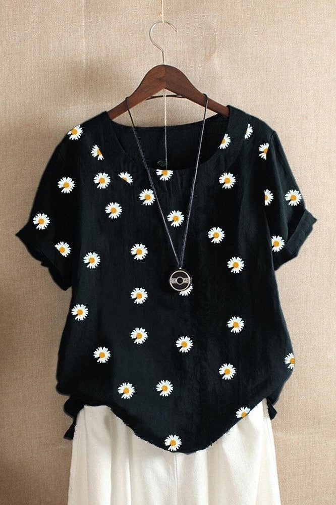 Women’s T-Shirt – Relaxed Fit – Daisy Floral Print – Short Sleeve – Breathable Blend