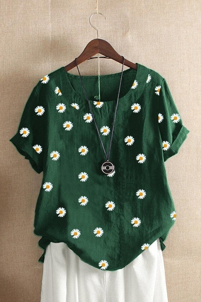 Women’s T-Shirt – Relaxed Fit – Daisy Floral Print – Short Sleeve – Breathable Blend