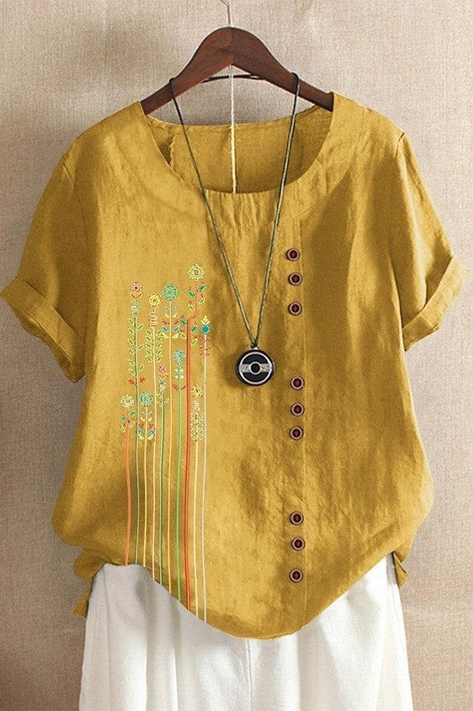 Women’s T-Shirt – Relaxed Fit – Short Sleeve – Floral Print – Decorative Buttons – Breathable Blend