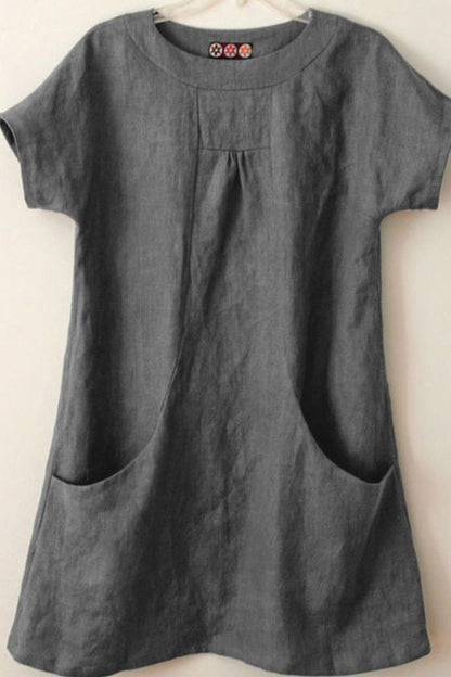 Women’s Blouse – Relaxed Fit – Natural Fibers – Short Sleeve – Front Pockets