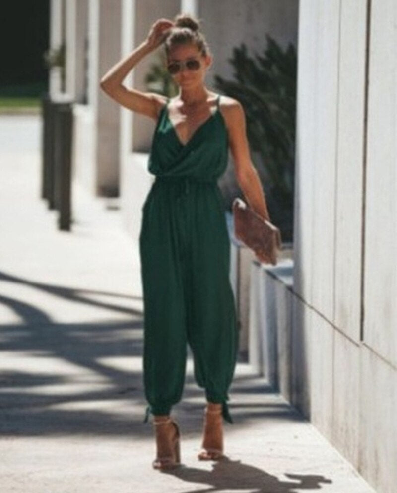 Gorgeous sleeveless jumpsuit for women